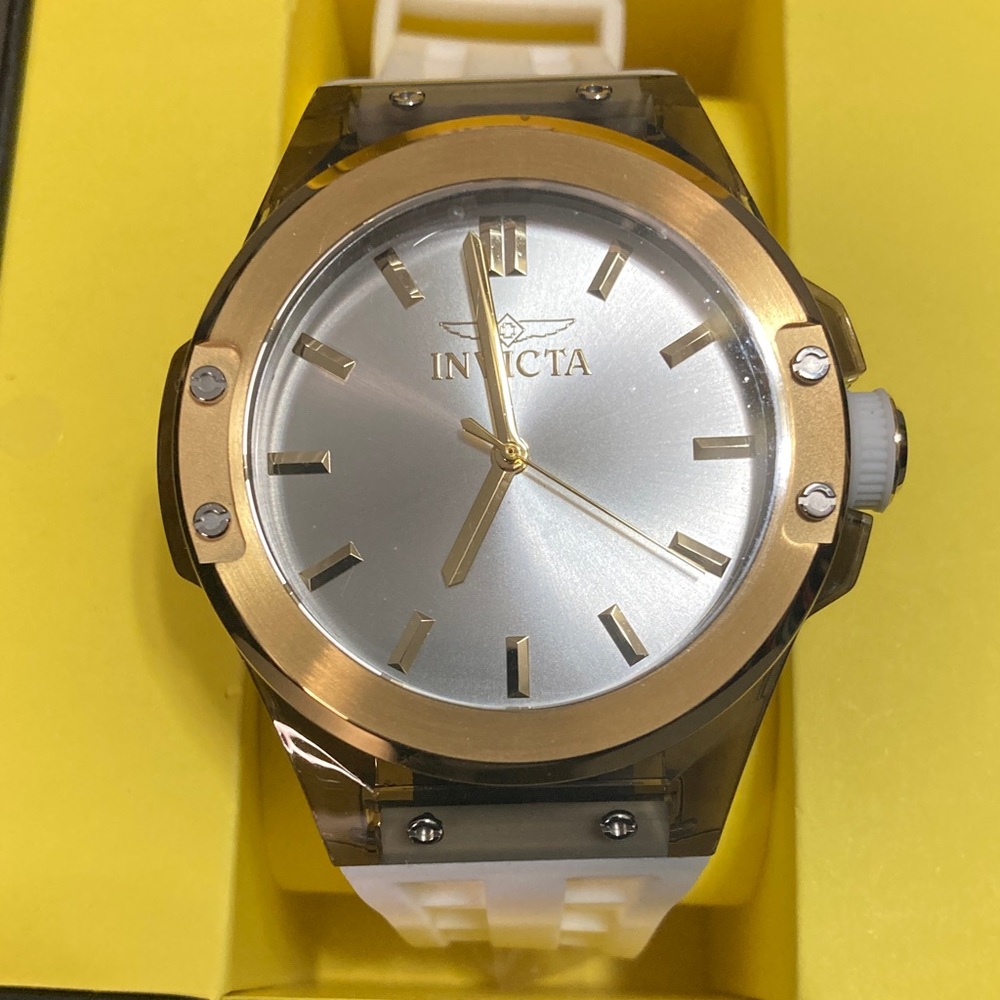 Invicta Sea Base
Men's Watch 50013
45mm White Silicon Band
